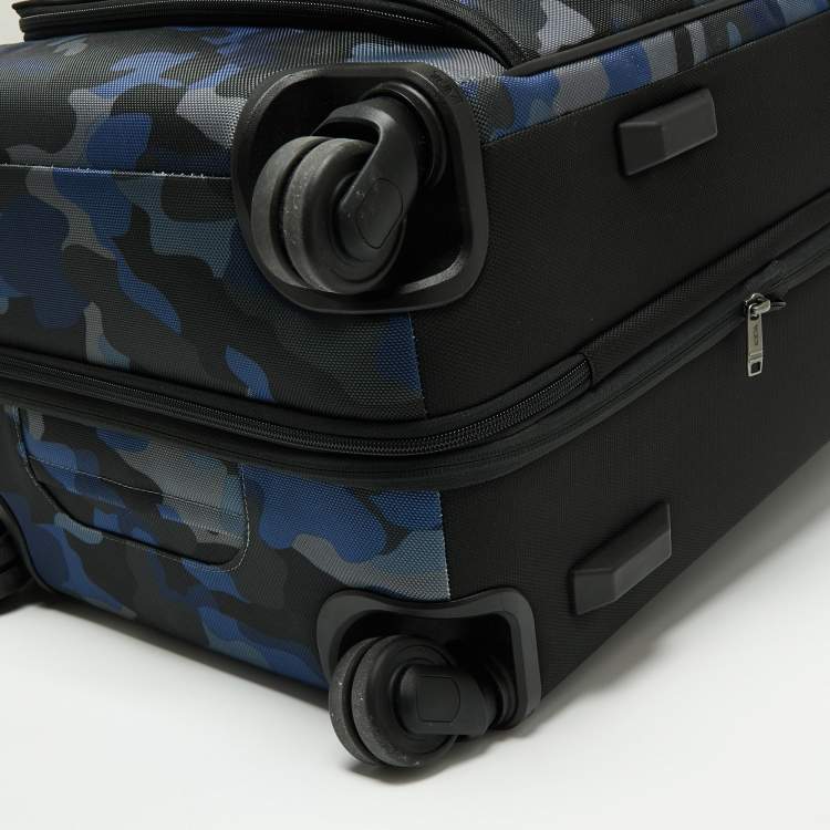 Pre Owned TUMI Blue Camouflage Nylon Merge Short Trip Expandable Packing Case