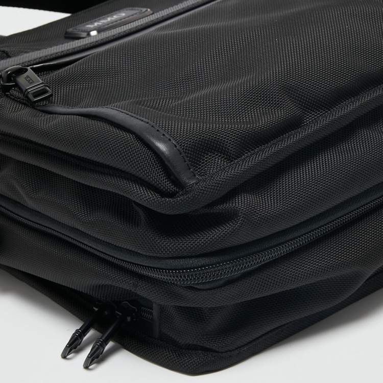 Pre Owned TUMI Black Nylon and Leather Alpha 3 Expandable Organizer Laptop Briefcase