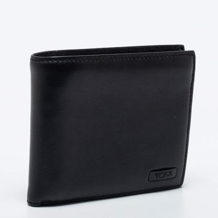 Pre Owned TUMI Black Leather Bifold Compact Wallet