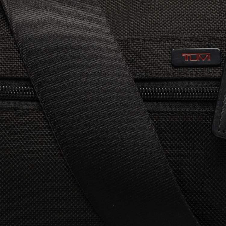 Pre Owned TUMI Black Nylon Alpha Flap Messenger Bag