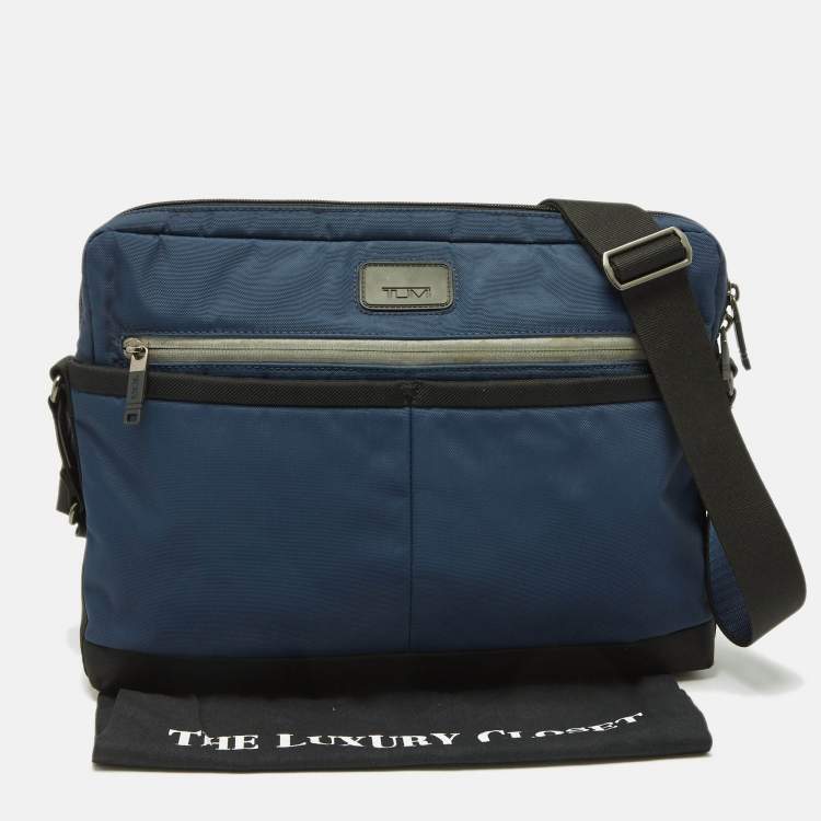 Pre Owned Tumi Blue/Black Nylon Laptop Bag