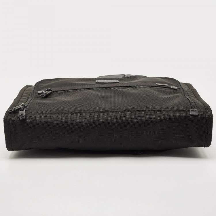 Pre Owned TUMI Black Nylon Alpha 2 Slim Deluxe Portfolio Laptop Bag 