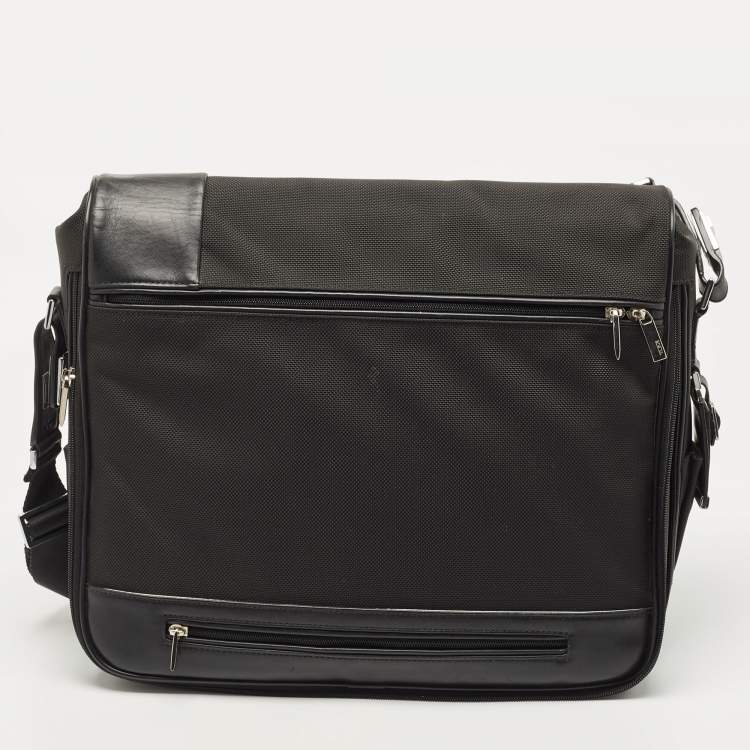 Pre Owned TUMI Black Nylon and Leather Spirit of Imagination Messenger Bag 