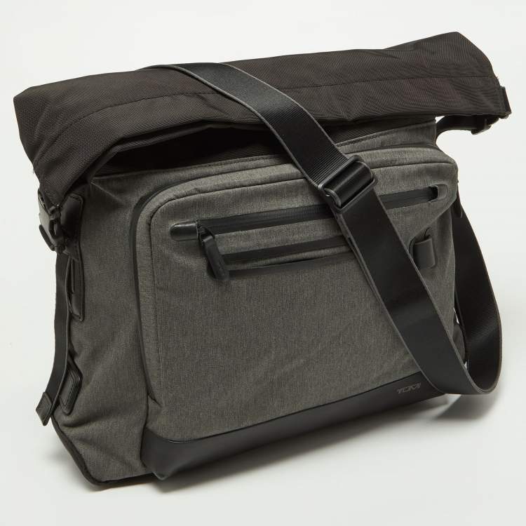 Pre Owned TUMI Grey/Black Nylon and Leather Messenger Bag