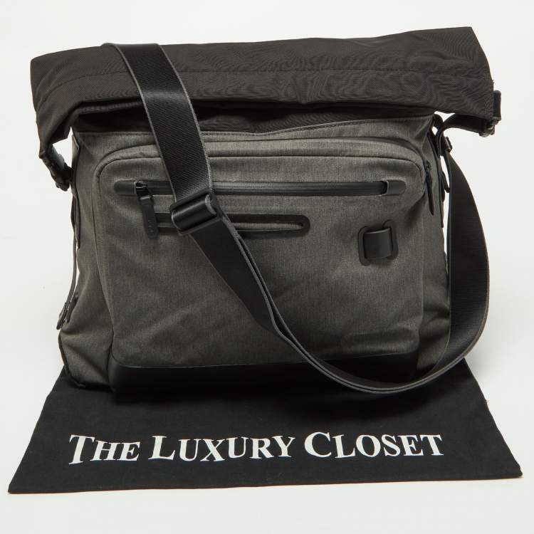 Pre Owned TUMI Grey/Black Nylon and Leather Messenger Bag