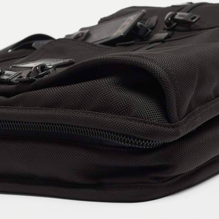 Pre Owned TUMI Black Nylon Medium T-Pass Screen Laptop Slim Briefcase