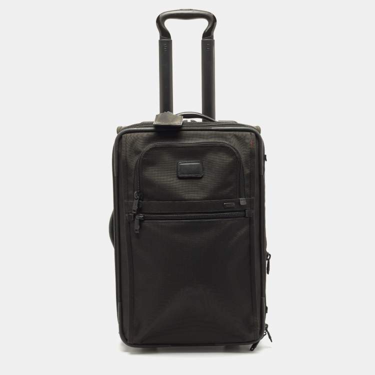 Pre Owned TUMI Black Nylon 2 Wheeled Alpha 2 Expandable Luggage