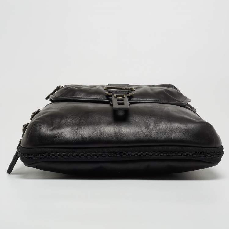 Pre Owned TUMI Black Leather Alpha Bravo Arnold Zip Expandable Messenger Bag