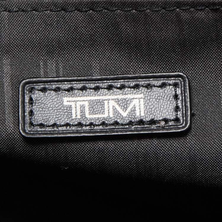 Pre Owned Tumi Navy Blue/Black Nylon and Leather Berwick Double Zip Briefcase Bag