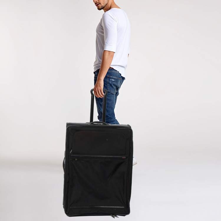 Pre Owned TUMI Black NylonTumi Frequent Expandable Traveler Suitcase Suitcase