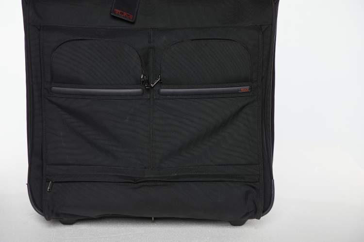 Pre Owned Tumi Black Nylon 2 Wheeled Expandable Garment Luggage