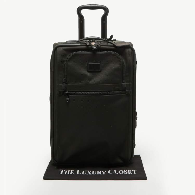 Pre Owned TUMI Black Nylon 2 Wheeled Alpha Short Trip Expandable Luggage