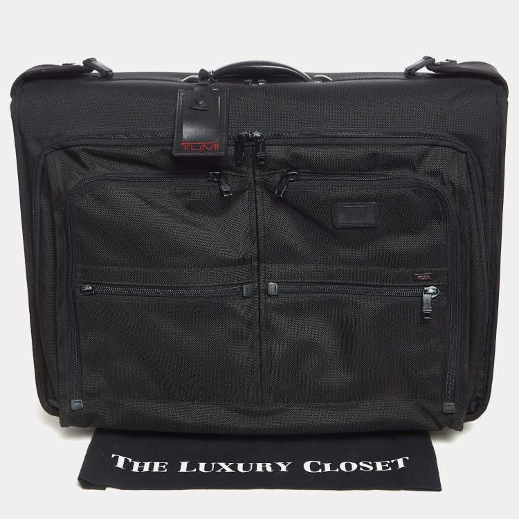 Pre Owned TUMI Black Nylon 2 Wheeled Alpha Classic Garment Luggage