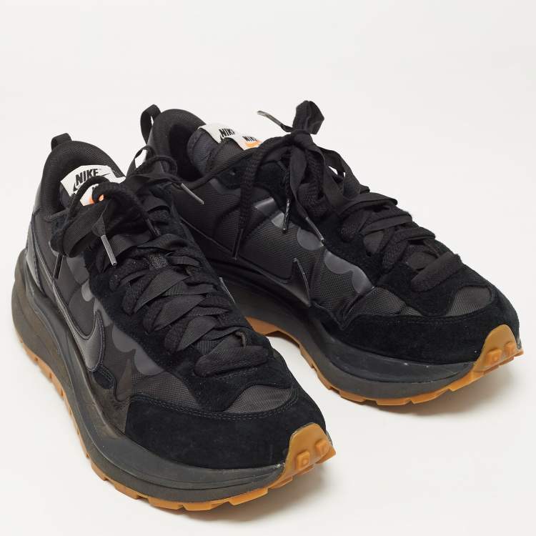 Pre Owned SACAI X Nike Vaporwaffle Black Nylon and Suede Gum Athletic Sneakers Size 43