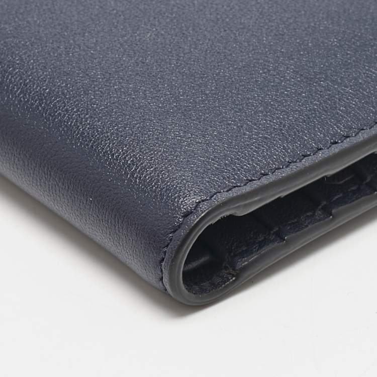 Pre Owned Valentino Navy Blue Leather Rockstud Bifold Wallet