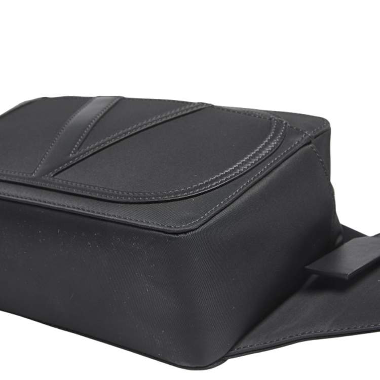 Pre Owned Valentino Black Nylon and leather VLogo Belt Bag
