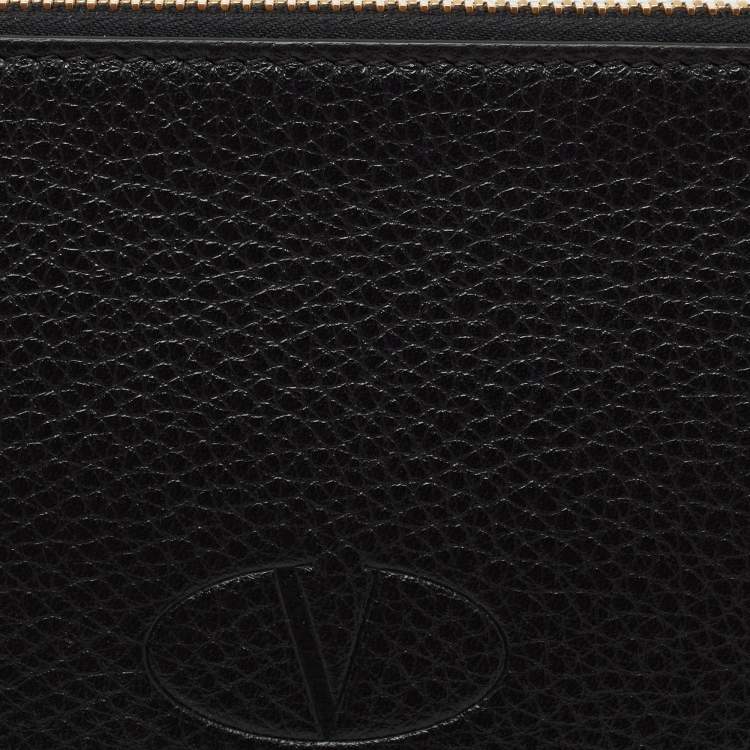 Pre Owned Valentino Garavani Black Leather Pouch