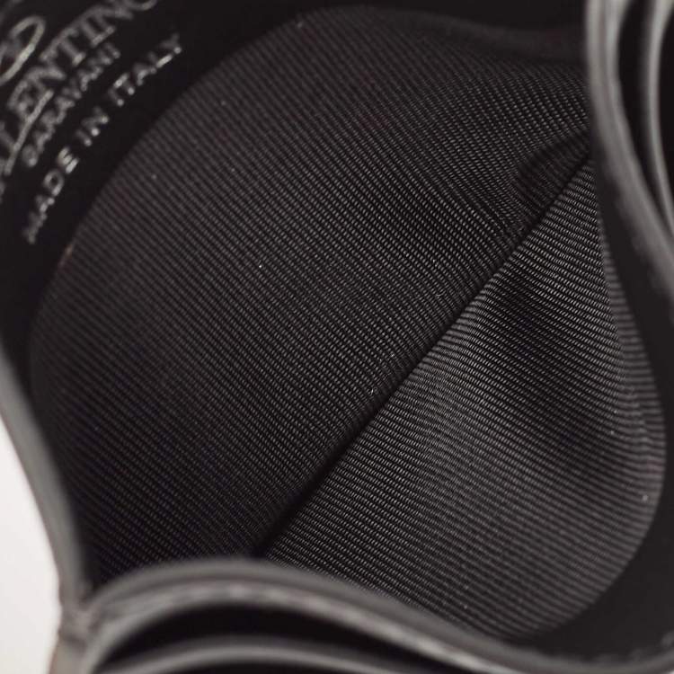 Pre Owned Valentino Black Leather VLTN Logo Card Holder