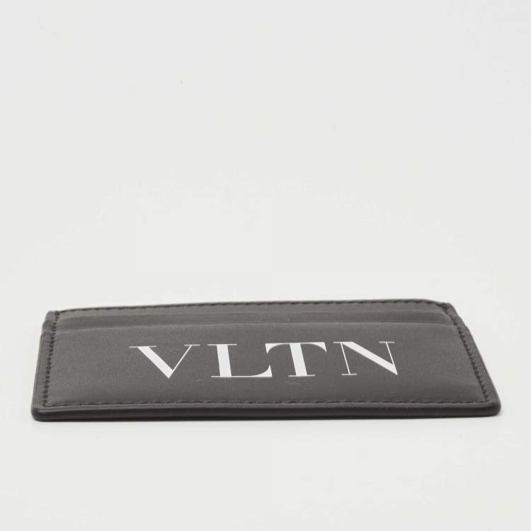 Pre Owned Valentino Black Leather VLTN Logo Card Holder