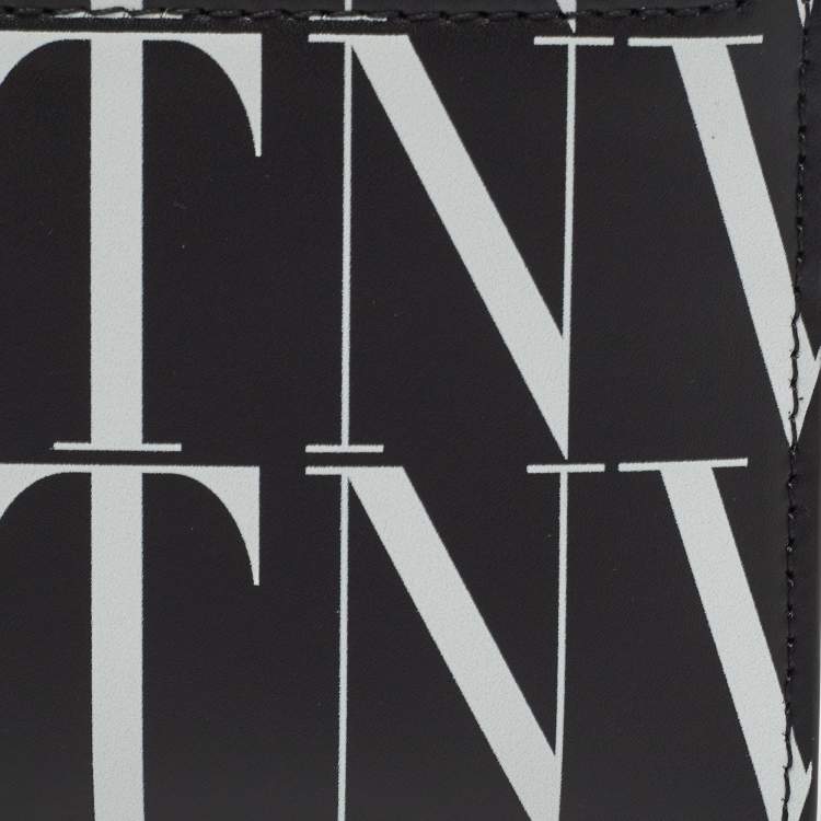Pre Owned Valentino Black/White Leather VLTN Times Zip Card Holder 