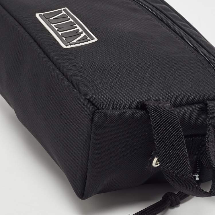 Pre Owned Valentino Black Nylon VLTN Front Pocket Messenger Bag 