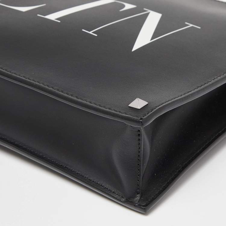 Pre Owned Valentino Black/White Leather VLNT Zip Pouch