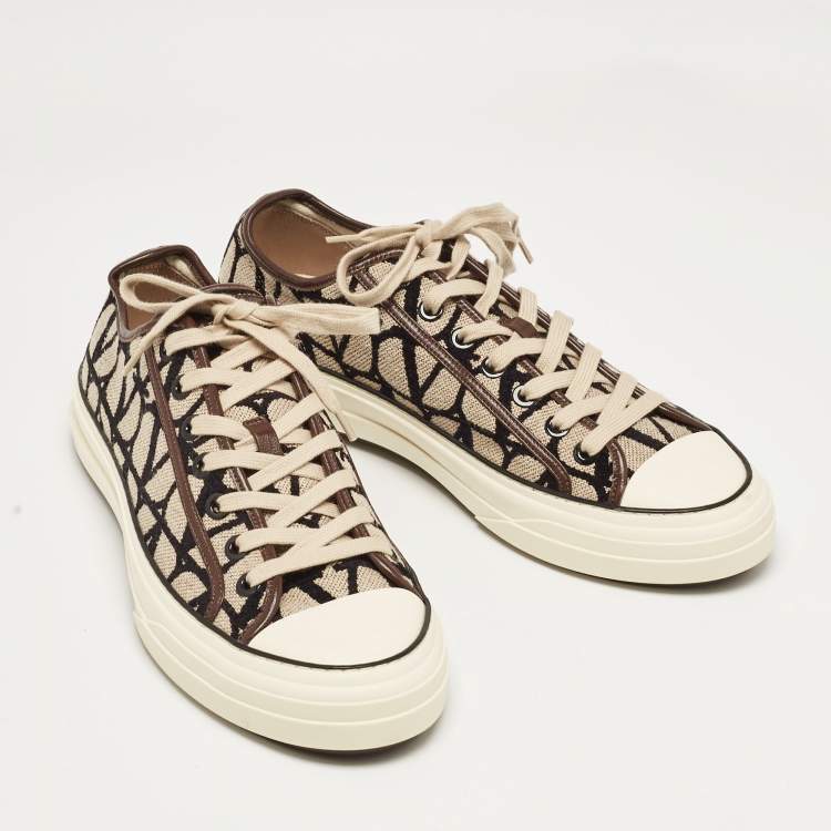 Pre Owned Valentino Brown/Beige Canvas and Leather Toile Iconographe Sneakers Size 44 