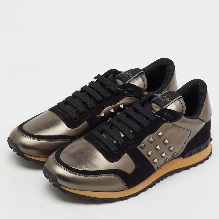 Pre Owned Valentino Black/Metallic Leather and Suede Rockrunner Low Top Sneakers Size 45