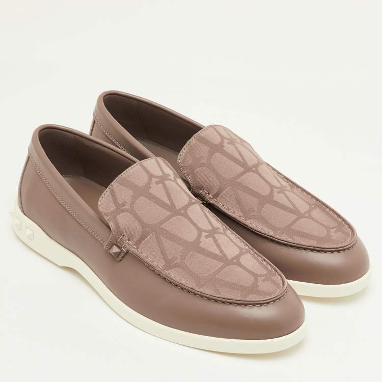 Pre Owned Valentino Rockstud Size 42.5 Clay Brown Signature Canvas and Leather Slip On Loafers