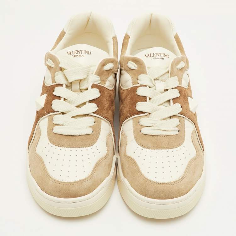 Pre Owned حذاء رياضي فالنتينو ون ستد جلد سويدي وجلد بني فاتح وأبيض منخفض من أعلى مقاس 41.5 حجم كبير جدًا