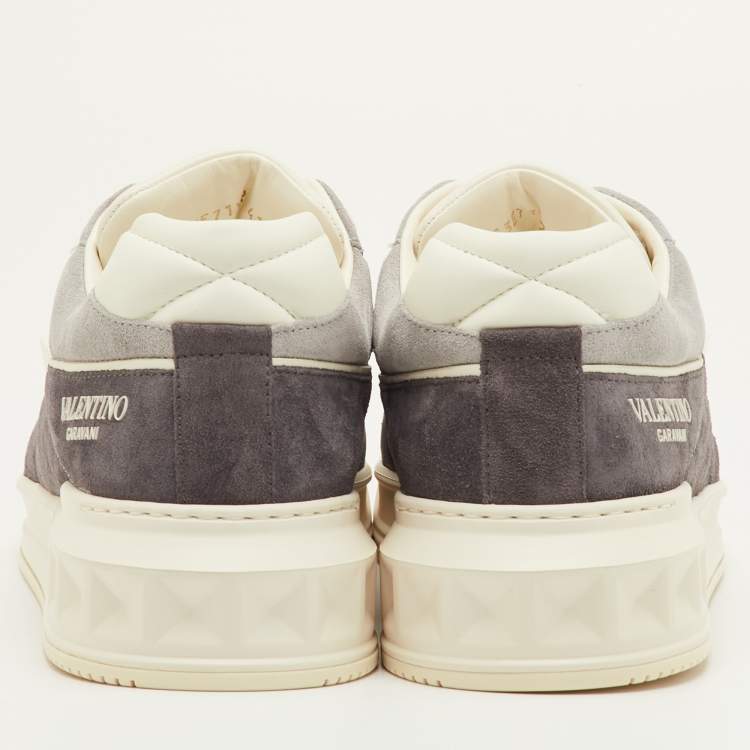 Pre Owned Valentino One Stud XL Size 41.5 Grey/White Suede and Leather Low Top Sneakers