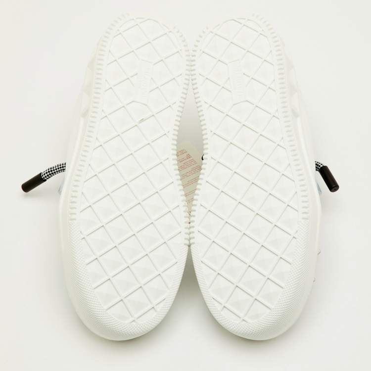 Pre Owned Valentino One Stud XL Size 41.5 White/Pastel Blue Leather Low Top Sneakers