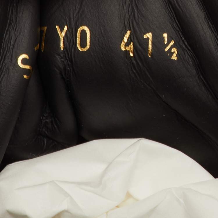 Pre Owned Valentino One Stud XL Size 41.5 White/Pastel Blue Leather Low Top Sneakers