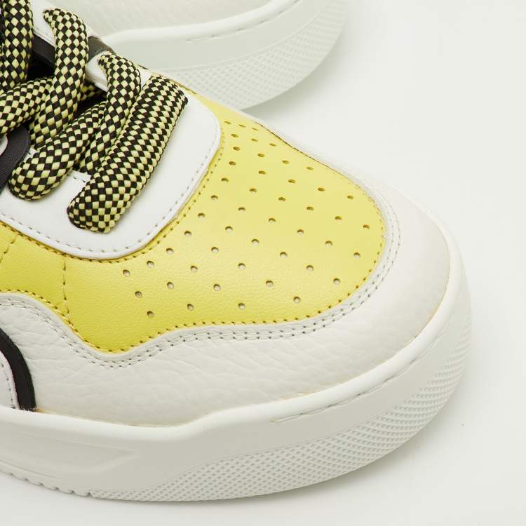 Pre Owned Valentino One Stud XL Size 41.5 White/Light Yellow Leather Low Top Sneakers