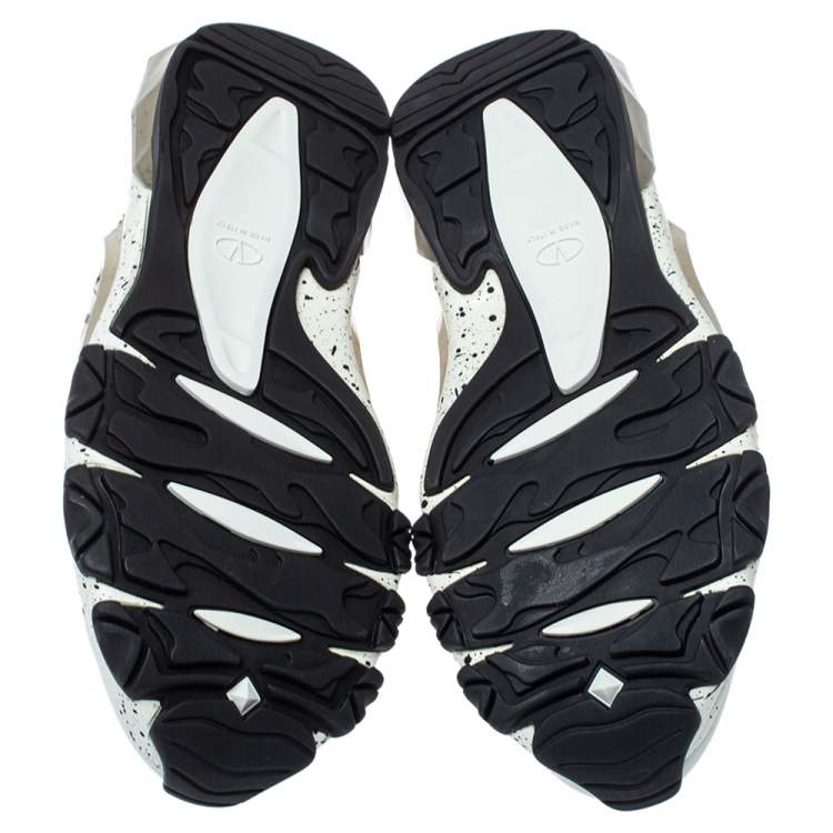 Pre Owned Valentino White/Black Leather, Suede and Mesh Camouflage with Feathers VLTN Grid Bounce Sneakers Size 42