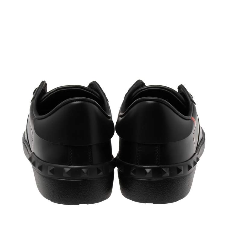 مملوكة مسبقًا Valentino Black Leather VLTN Open Low Top Sneakers Size 40
