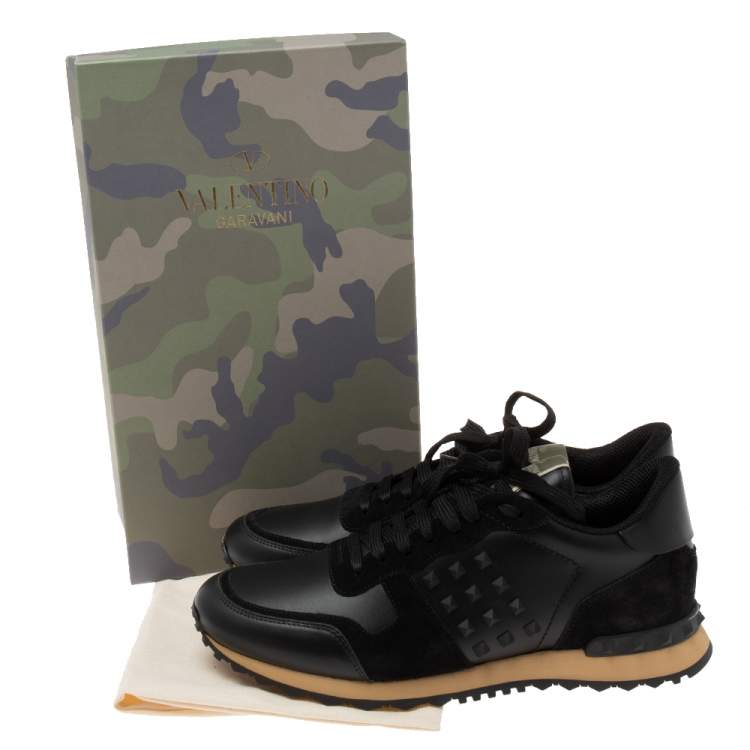 Pre Owned Valentino Black Leather and Suede Rockstud Low-Top Rockrunner Sneakers Size 43