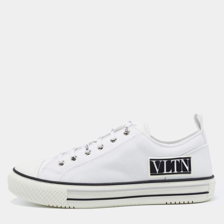 Pre Owned Valentino White Canvas VLTN  Low Top Sneakers Size 42
