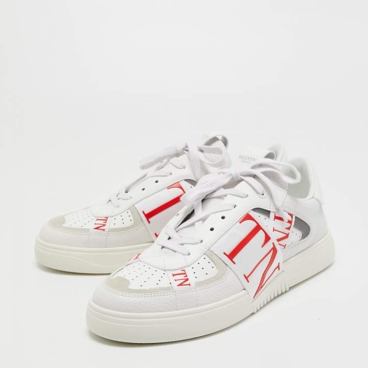 مملوكة مسبقًا Valentino White Leather and Rubber VLTN Low Top Sneakers Size 43