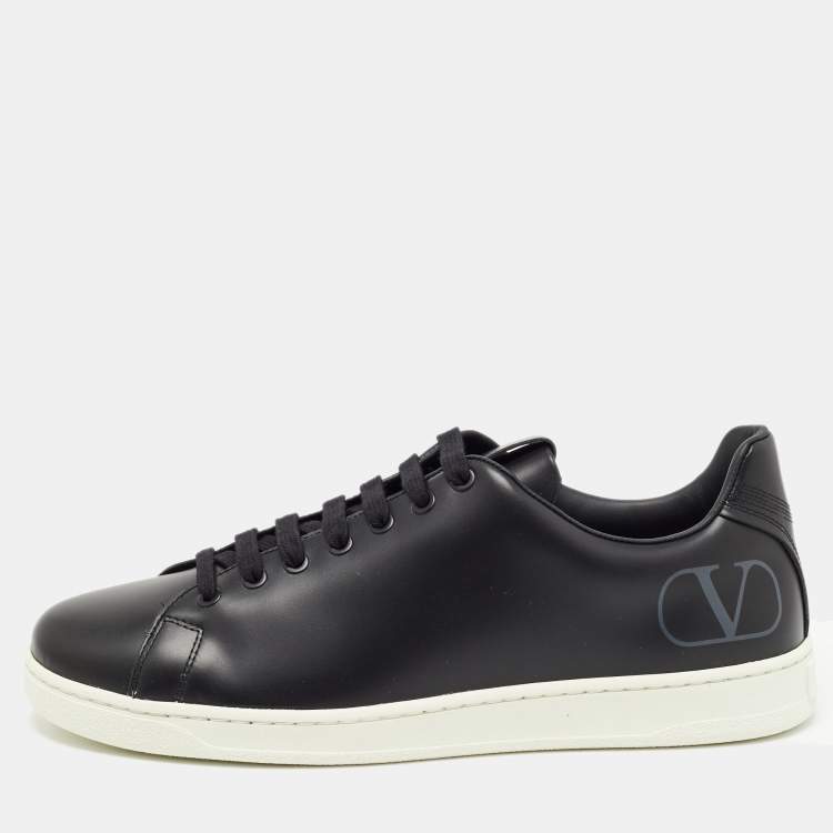Pre Owned Valentino Black Leather VLogo Low Top Sneakers Size 42 
