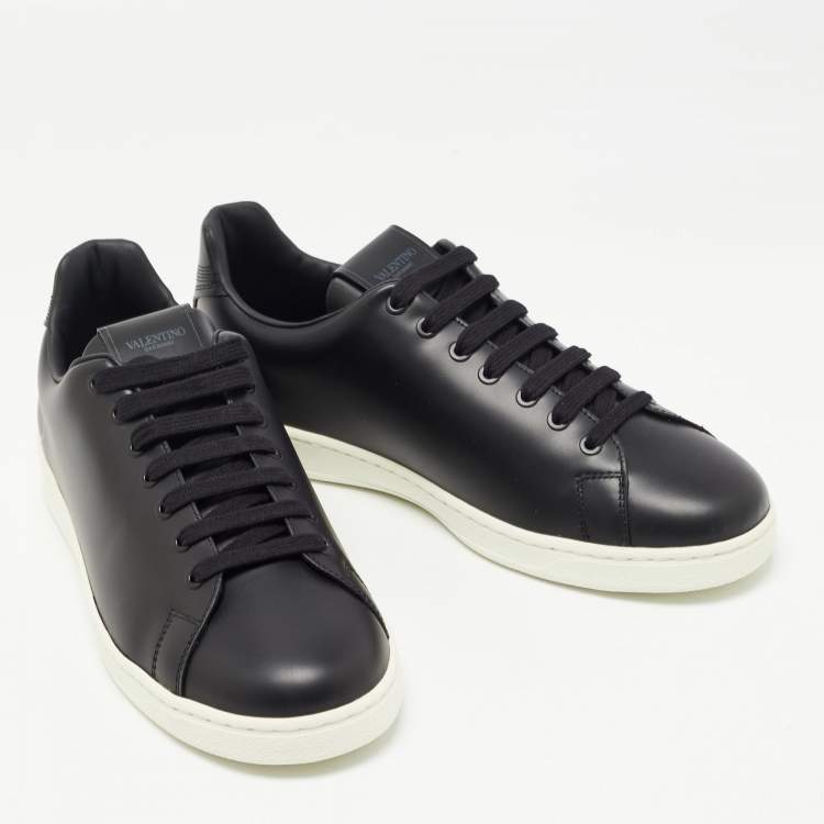 Pre Owned Valentino Black Leather VLogo Low Top Sneakers Size 42 