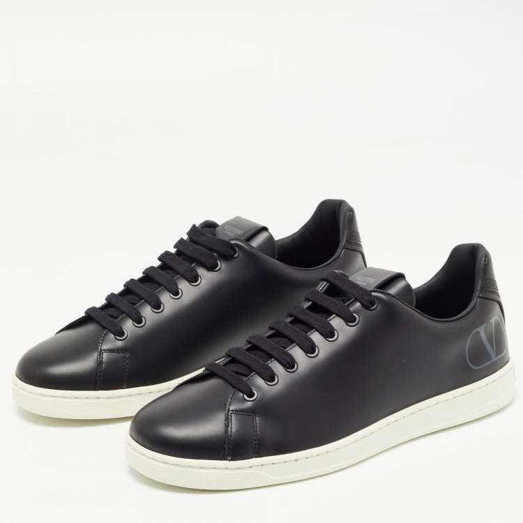 Pre Owned Valentino Black Leather VLogo Low Top Sneakers Size 42 