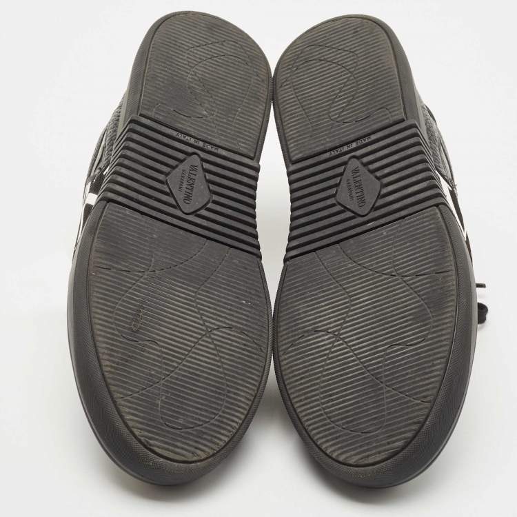 Pre Owned Valentino Black Leather VLTN Low Top Sneakers Size 42