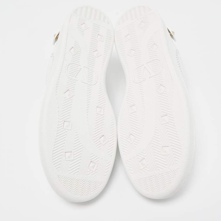 Pre Owned Valentino White Leather Backnet Studded Low Top Sneakers Size 42