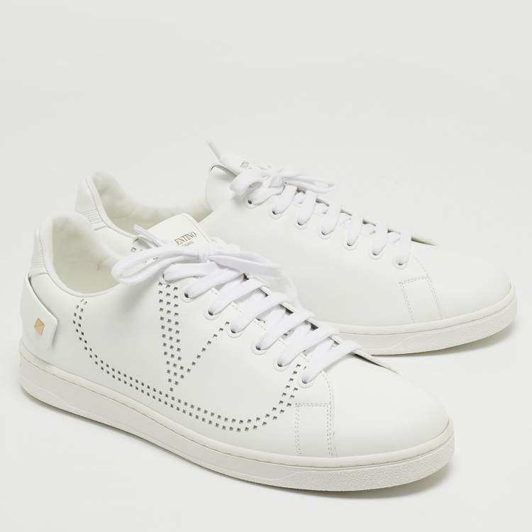 Pre Owned Valentino White Leather Backnet Rockstud Low Top Sneakers Size 42