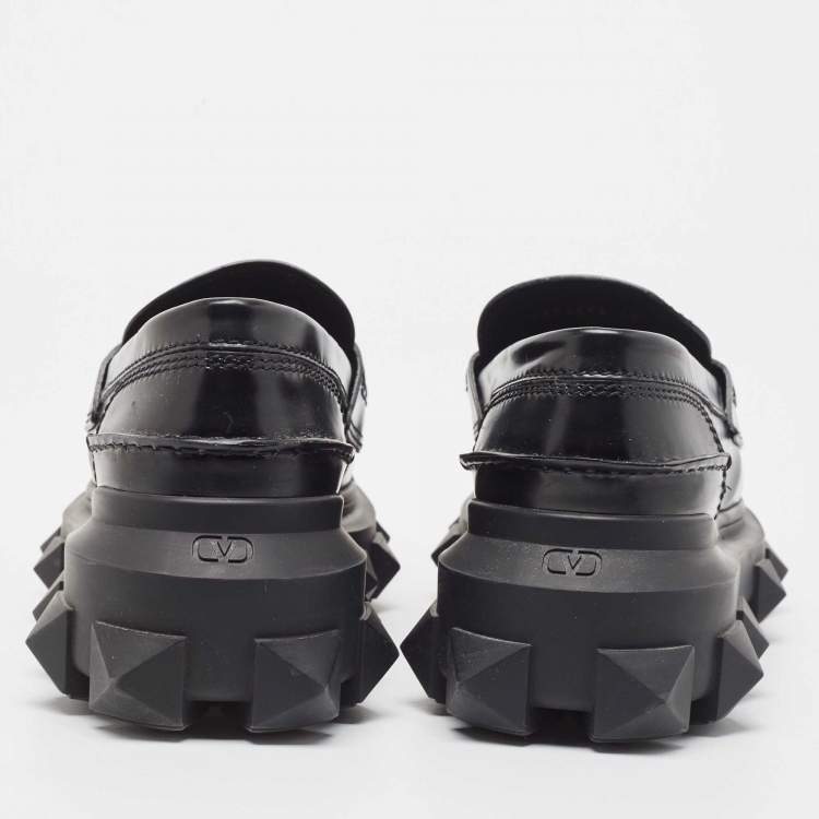 Pre Owned Valentino Garavani Black Leather Trackstud Loafers Size 43