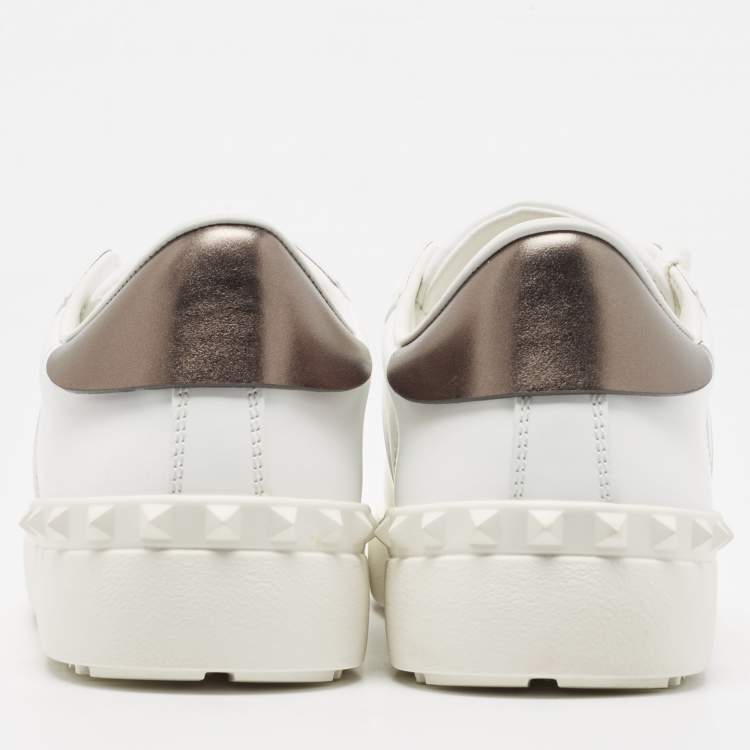 مملوكة مسبقًا Valentino White Leather VLTN Open Sneakers Size 40