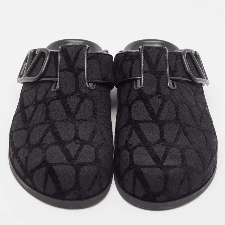 Pre Owned Valentino Garavani Black Fabric and Leather Toile Iconographe VLogo Mules Size 42