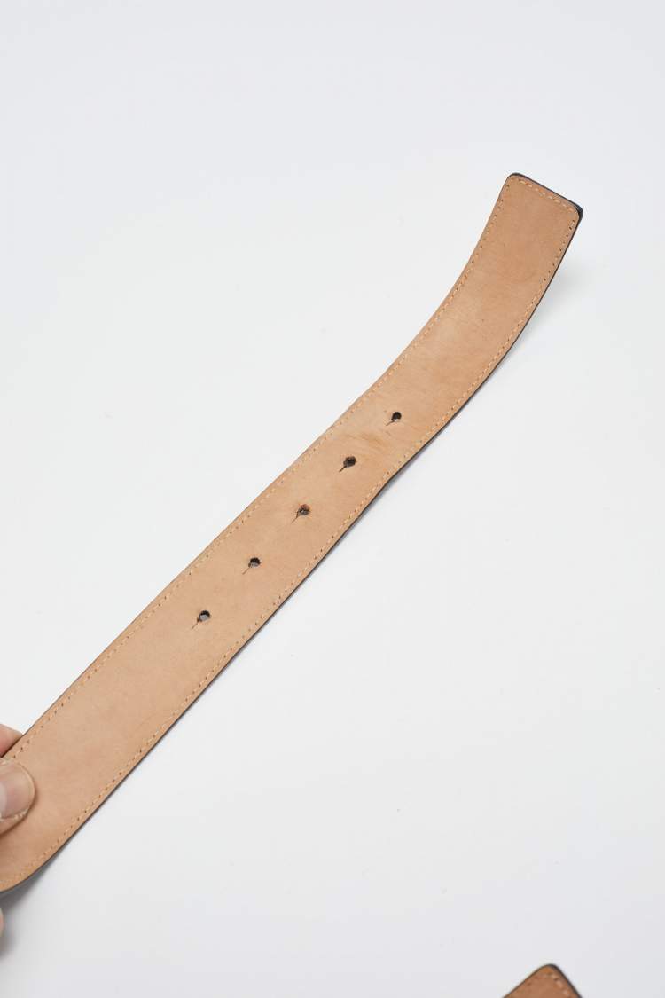 Pre Owned Valentino Metallic Leather Crystals Embellished Vlogo Buckle Belt 90CM