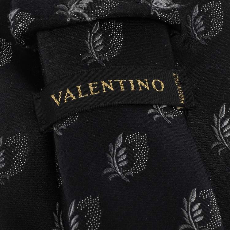 Pre Owned Valentino Black Floral Silk Jacquard Traditional Tie 